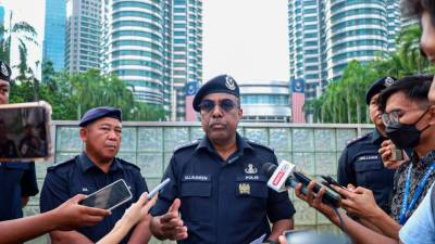Polis minta MCMC, CSM jejak sumber e-mel ancaman bom di Bank Negara