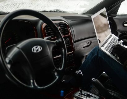 Hackers Can Use Bluetooth Speakers to Steal Your Car