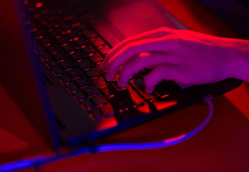 New Zealand joins US and UK in accusing China of cyber attacks