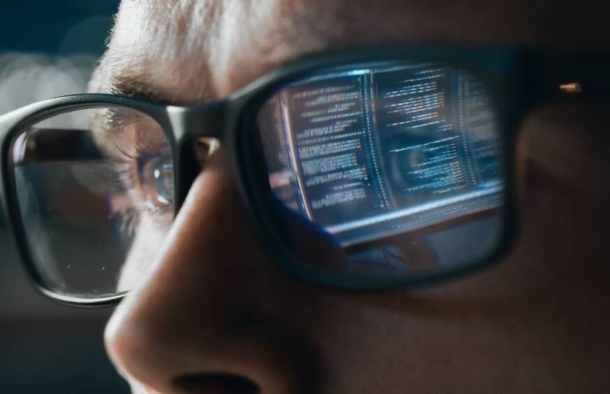 Consultant charged over $1.5M extortion scheme against IT giant