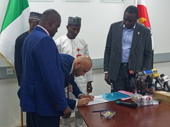 EFCC returns $180,300, 53 cars to Canadian govt in cybercrime crackdown