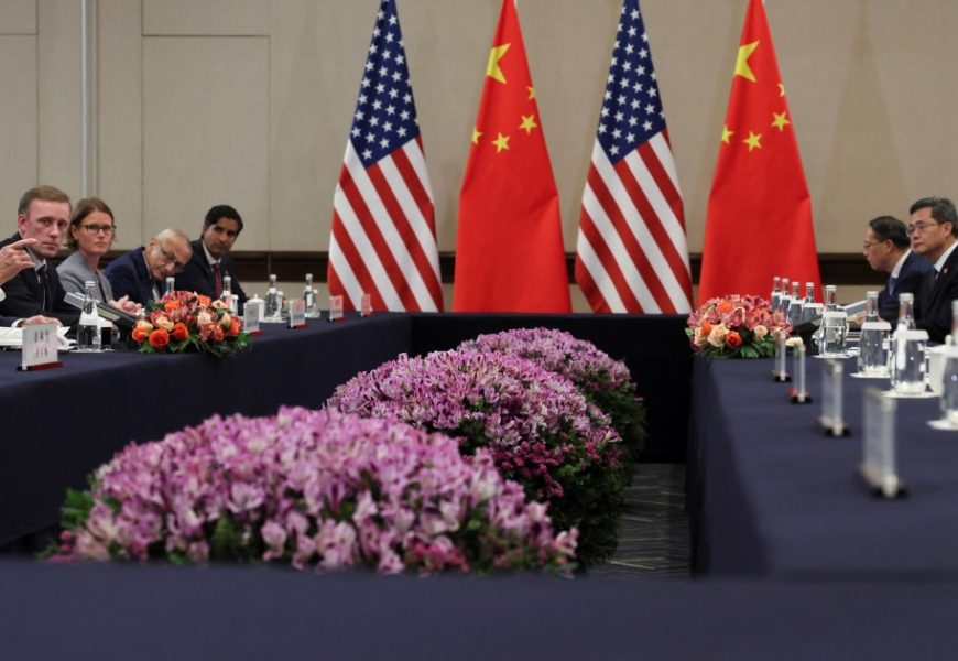 Xi says he will work with Trump team as he meets Biden in Peru