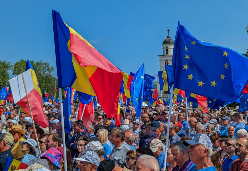 Romania’s election results annulled after systems saw over 85,000 cyberattacks