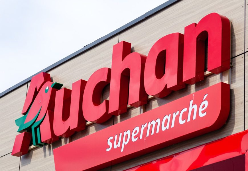 Auchan retailer data breach impacts hundreds of thousands of customers