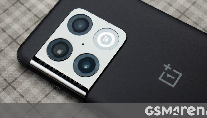 Many OnePlus smartphones have a major SMS vulnerability, and a fix isn’t coming before mid-October