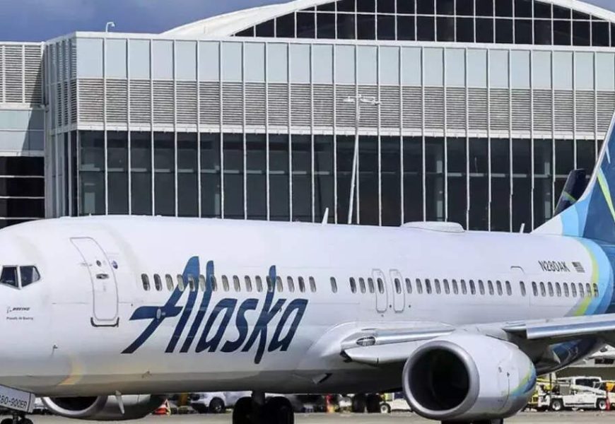 Alaska Airlines outage: How the technology issue impacted flights and earnings