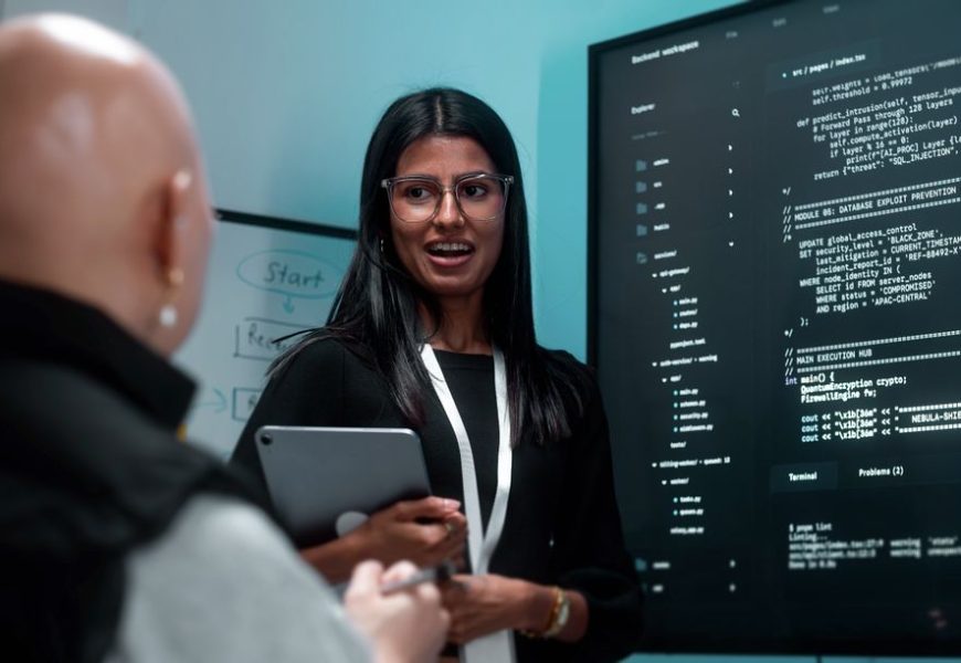 Learn What It Takes to Become a Cybersecurity Consultant