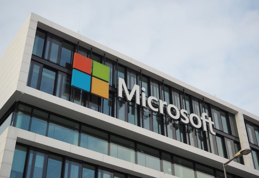Microsoft Says Its New Cybersecurity AI Beats Industry Leaders at Half the Cost