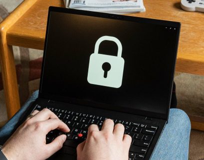 Canadian Centre for Cyber Security warns of AI scams ahead of holiday shopping season
