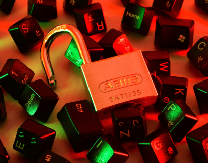 Coinbase, Bitgo Say Unaffected by PHP Flaw; Binance’s CZ Urges Caution